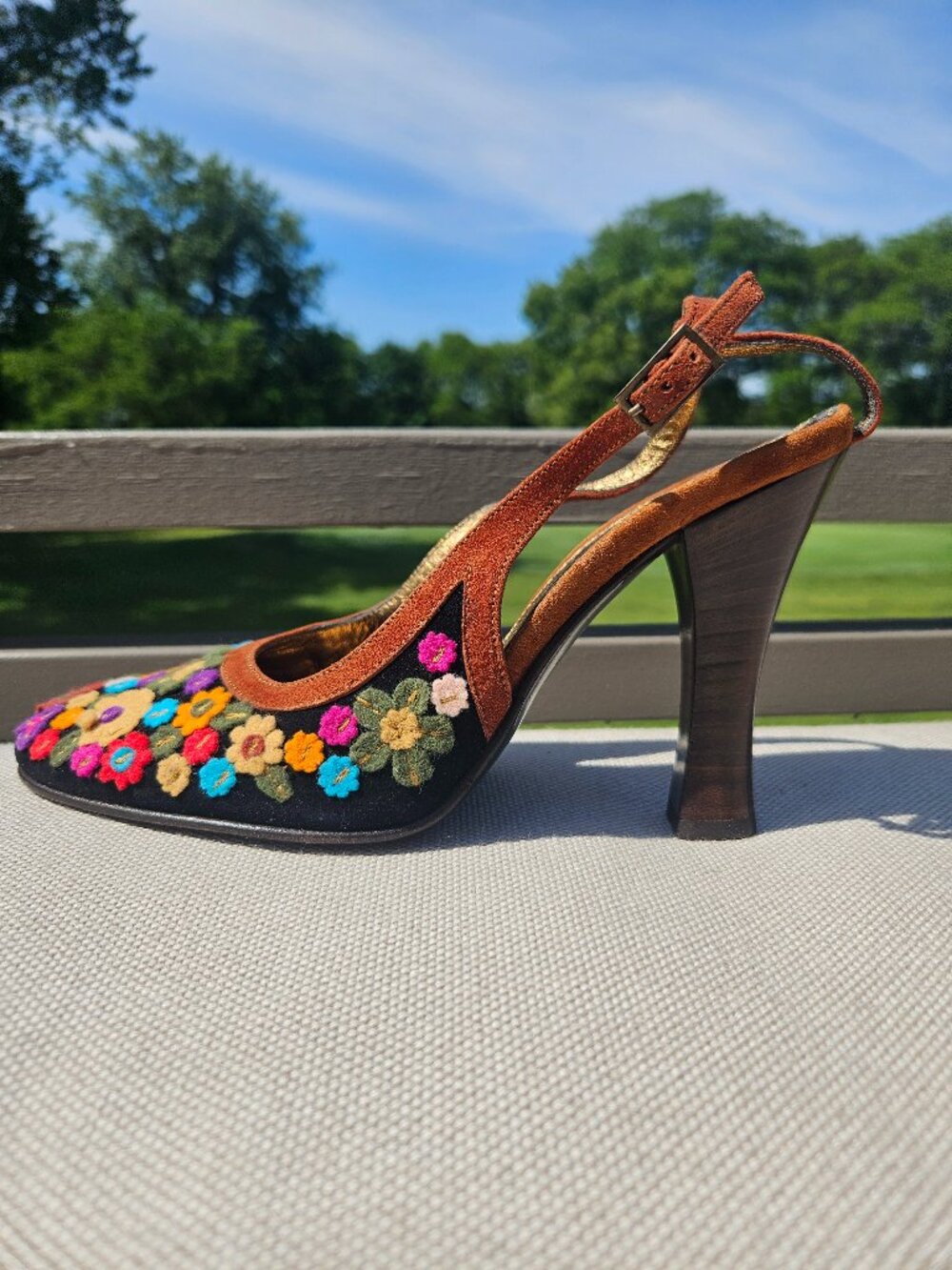 Dolce & Gabbana Multicolor Floral Applique Slingback W Suede T-Strap Heel, 8 - Picture 10 of 10